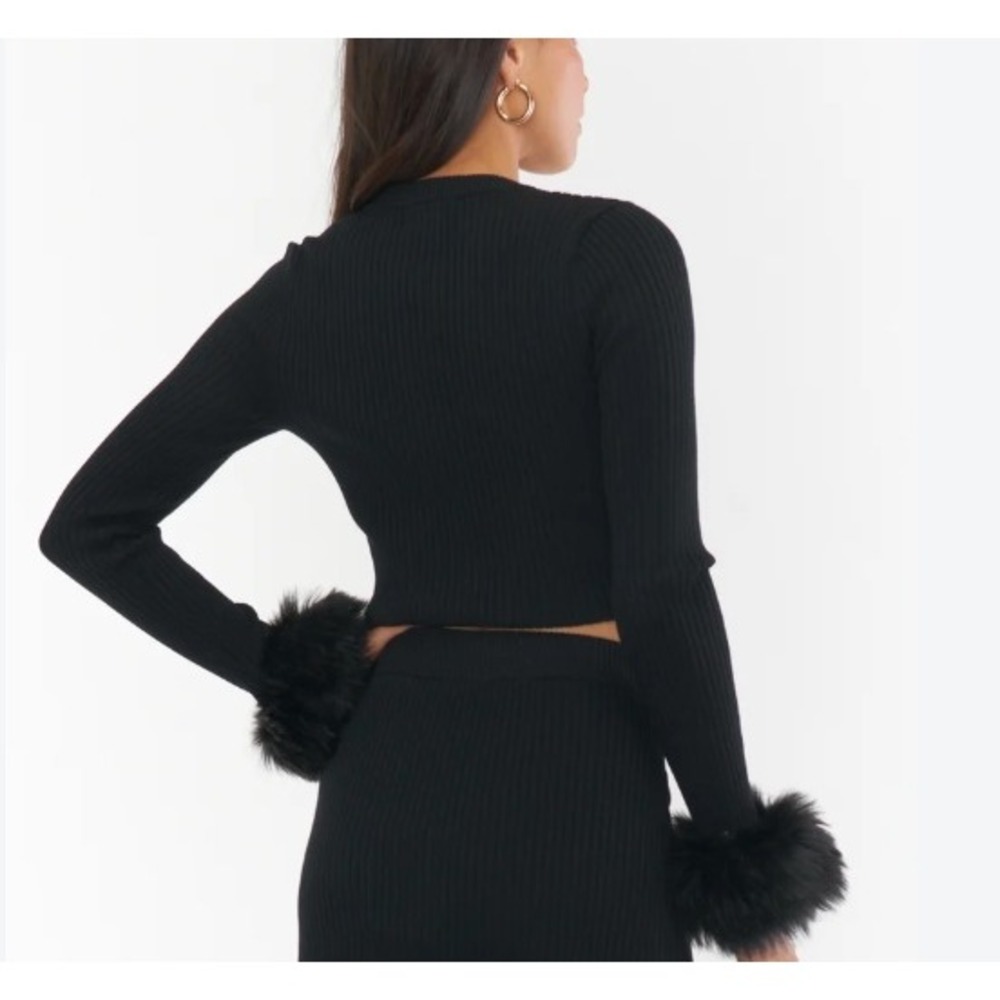 Show Me Your Mumu Fran Top Black Ribbed Knit Faux Fur Cuff Sweater XL MR2-5190